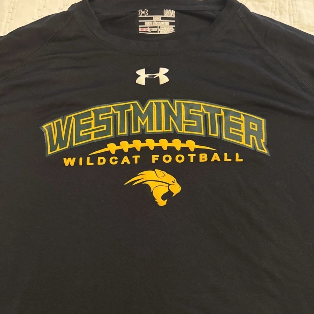 West Virginia Mountaineer’s  Size Large Under Armour  T-Shirt Tee - Picture 3 of 7